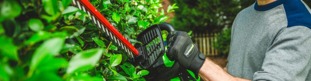 9 Best Electric Hedge Trimmers – Work Is Done Even Faster (Winter 2023)